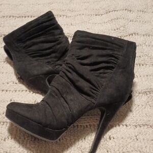 Elle Black Ruched Heeled Boots